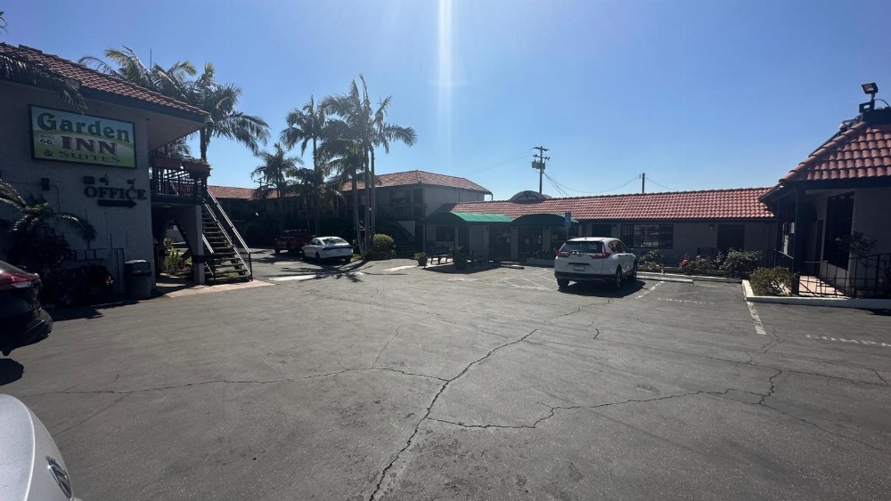 Garden Inn and Suites Glendora Main image